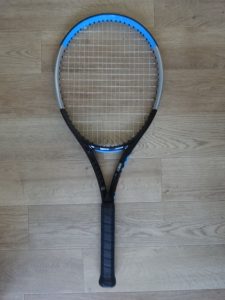 ウイルソン ウルトラ 100 V3.0 と 100(S) V3.0を比較 - テニス ガット 