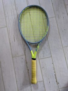 トロラインキャビア硬式テニスガット